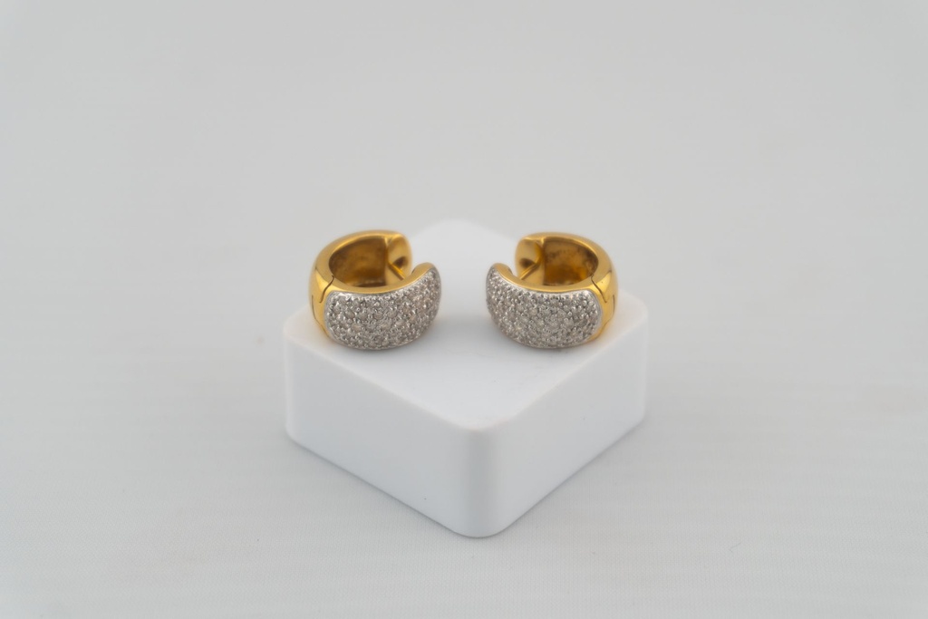 [AR-00017] Argollas en oro amarillo con diamantes
